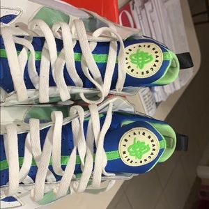 Nike Air Huarache size 15